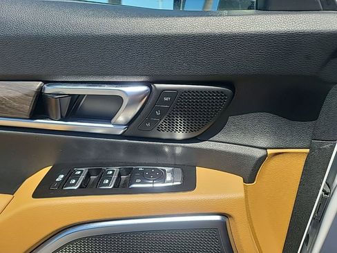 Used 2022 Kia Telluride SX w/ Towing Package image 25