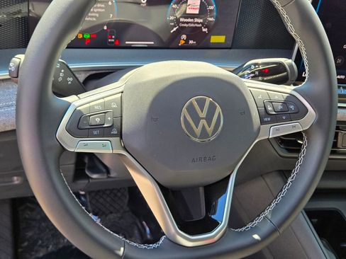 New 2026 Volkswagen Tiguan S FWD image 11