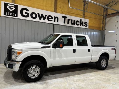 Used 2012 Ford F250 XL w/ PWR Equipment Group image 4