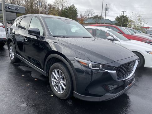 Used 2023 MAZDA CX-5 AWD 2.5 S w/ Preferred Package image 2