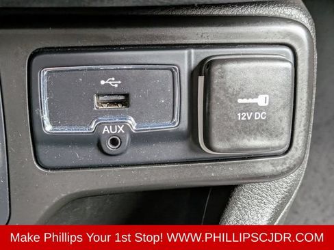 Certified 2023 Jeep Renegade Trailhawk AWD/4WD image 21