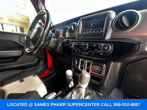 Used 2021 Jeep Wrangler Unlimited Sport AWD/4WD image 26