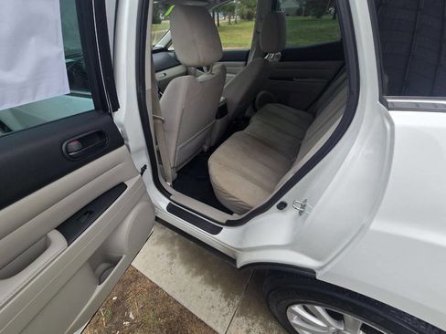 Used 2011 MAZDA CX-7 i Sport w/ Convenience Pkg image 12