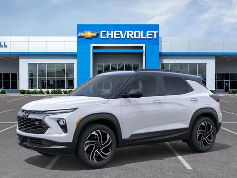 New 2026 Chevrolet TrailBlazer RS w/ Convenience Package FWD image 2