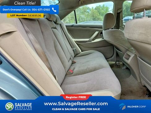 Used 2011 Toyota Camry LE FWD image 13