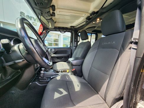 Used 2021 Jeep Wrangler Unlimited Sahara w/ Cold Weather Group image 23