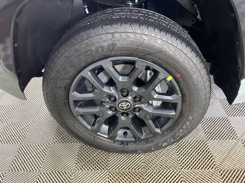 New 2026 Toyota Tundra Platinum image 4