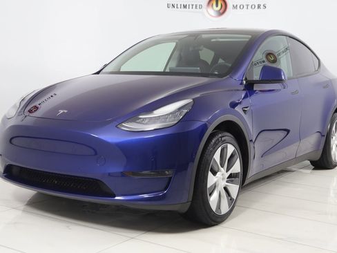 Used 2020 Tesla Model Y Long Range image 5