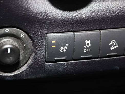 Used 2016 Jeep Wrangler Unlimited Sahara w/ Dual Top Group AWD/4WD image 8