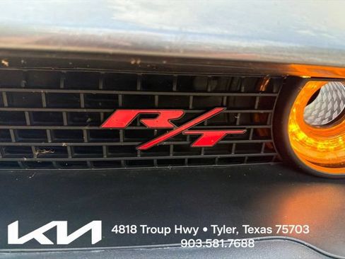 Used 2022 Dodge Challenger R/T Scat Pack RWD image 3
