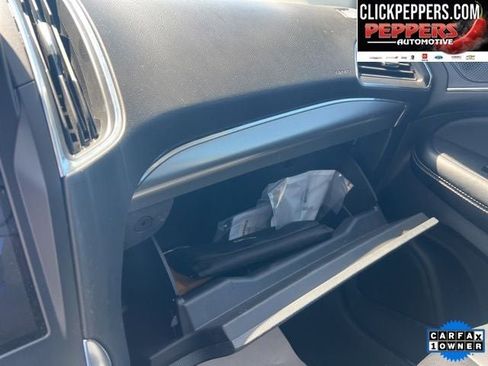 Used 2022 Ford Edge Titanium w/ Class II Trailer Tow Package AWD/4WD image 14