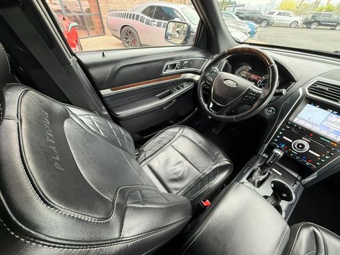 Used 2017 Ford Explorer Platinum AWD/4WD image 48
