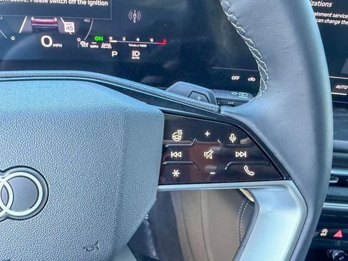New 2025 Audi Q5 Premium image 16