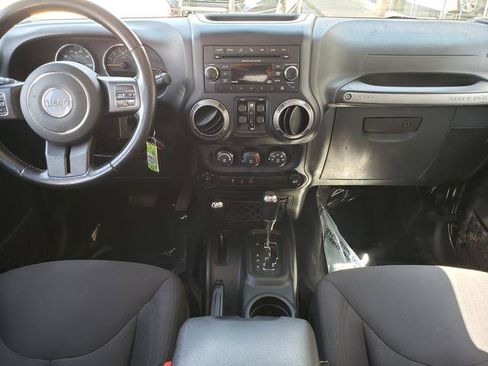 Used 2017 Jeep Wrangler Unlimited Sport w/ Quick Order Package 24S AWD/4WD image 14