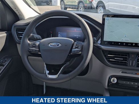 New 2025 Ford Escape SE image 18
