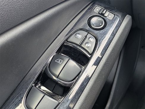 Used 2023 Nissan Altima 2.5 SV image 22