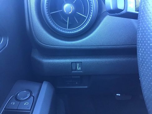 Used 2024 Chevrolet Colorado Trail Boss w/ Advanced Trailering Package image 33