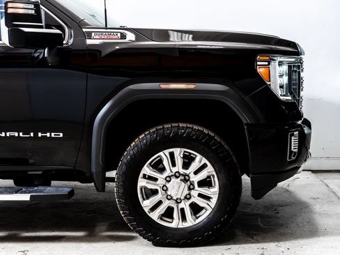 Used 2020 GMC Sierra 2500 Denali w/ Denali Ultimate Package AWD/4WD image 11