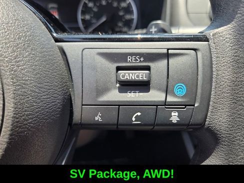 Used 2023 Nissan Rogue SV AWD/4WD image 26