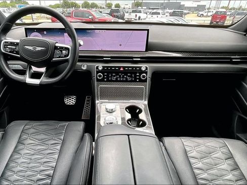 Used 2025 Genesis GV80 3.5T e-SC AWD/4WD image 7