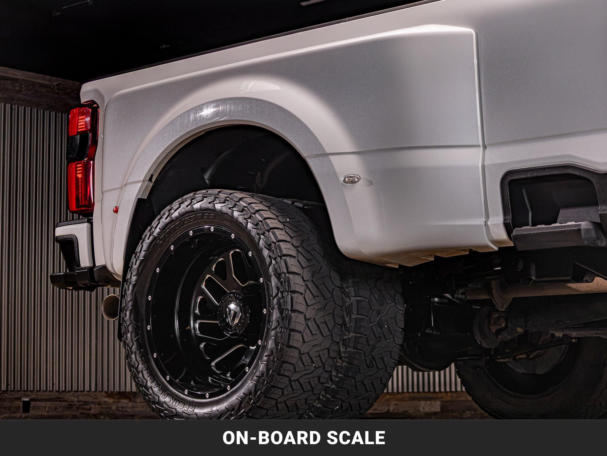 Used 2024 Ford F350 Platinum AWD/4WD image 12