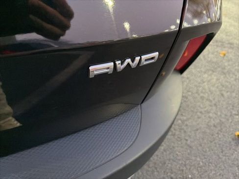 Used 2022 Ford Escape SEL image 8