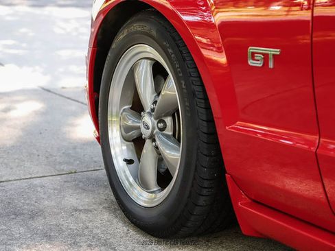 Used 2006 Ford Mustang GT Premium RWD image 86