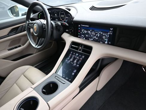 Certified 2024 Porsche Taycan 4S AWD/4WD image 27