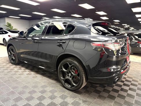 Used 2024 Alfa Romeo Stelvio Veloce AWD/4WD image 11