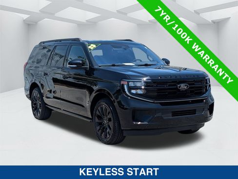 Used 2025 Ford Expedition Max Platinum w/ Stealth Appearance Package AWD/4WD image 3