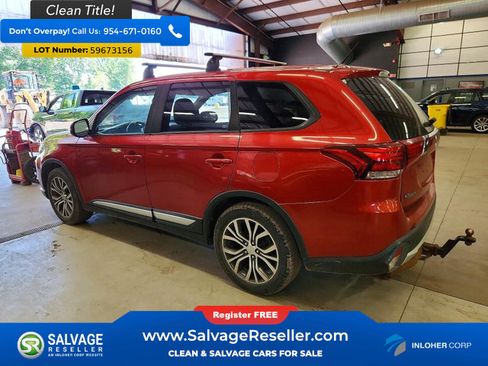 Used 2016 Mitsubishi Outlander AWD image 3
