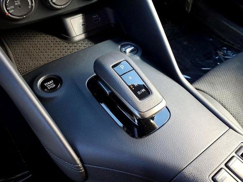 Used 2024 Nissan Z Performance w/ Floor Mat Package image 25