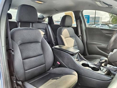 Used 2024 Chevrolet Malibu RS FWD image 25