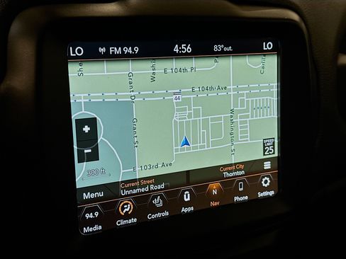 Used 2022 Jeep Renegade Latitude w/ Convenience Group AWD/4WD image 22