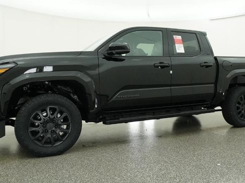 New 2026 Toyota Tacoma SR5 RWD image 18
