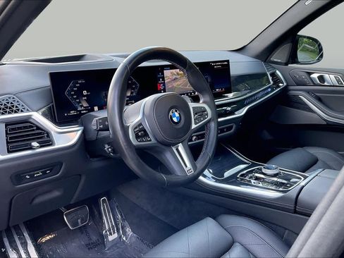 Used 2025 BMW X5 M60i w/ Executive Package AWD/4WD image 17