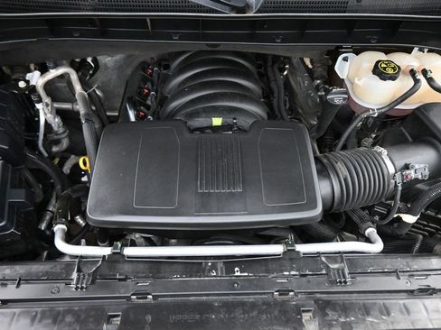 Used 2024 GMC Sierra 1500 Elevation w/ LPO, Elevation Black Package RWD image 19