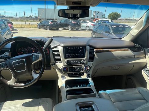 Used 2016 GMC Yukon Denali w/ Open Road Package AWD/4WD image 19