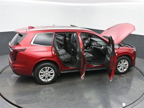 Certified 2024 Cadillac XT6 Luxury image 65