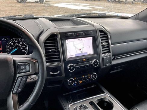 Used 2020 Ford Expedition XLT w/ Equipment Group 202A RWD image 9