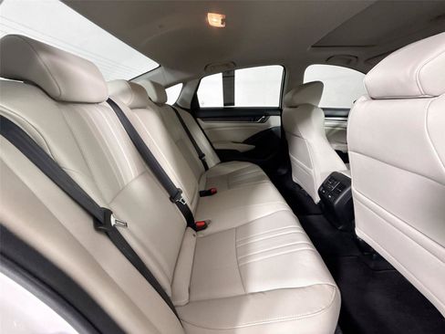 Used 2021 Honda Accord EX-L image 39