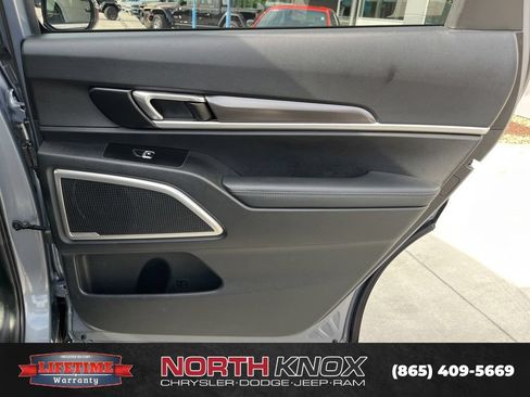 Used 2023 Kia Telluride S w/ S Sunroof Package AWD/4WD image 25