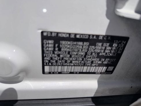 Certified 2025 Honda HR-V Sport image 19