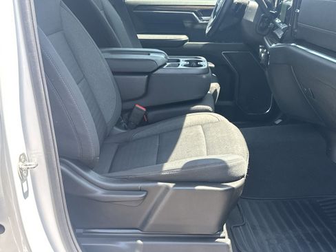 Used 2023 Chevrolet Silverado 1500 LT RWD image 13