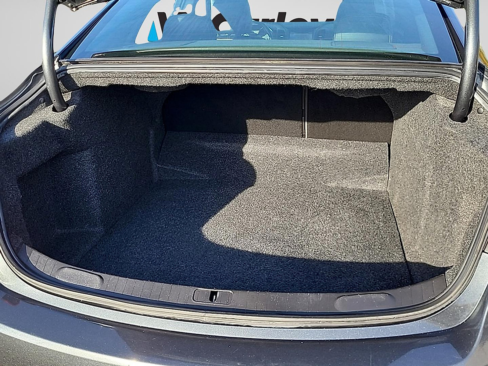 Used 2019 Chevrolet Impala Premier FWD image 30