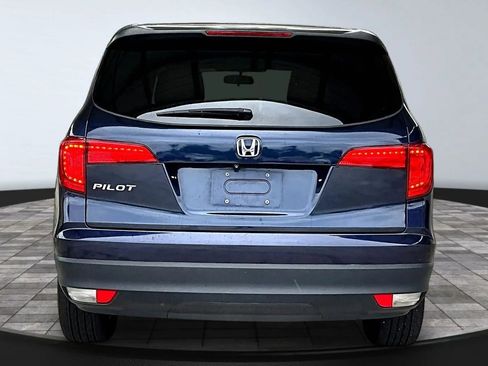 Used 2016 Honda Pilot LX image 5