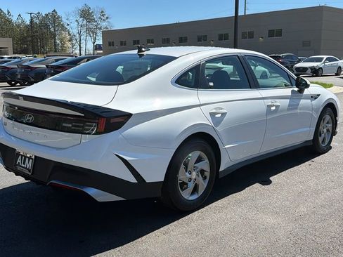 New 2026 Hyundai Sonata SE FWD image 6