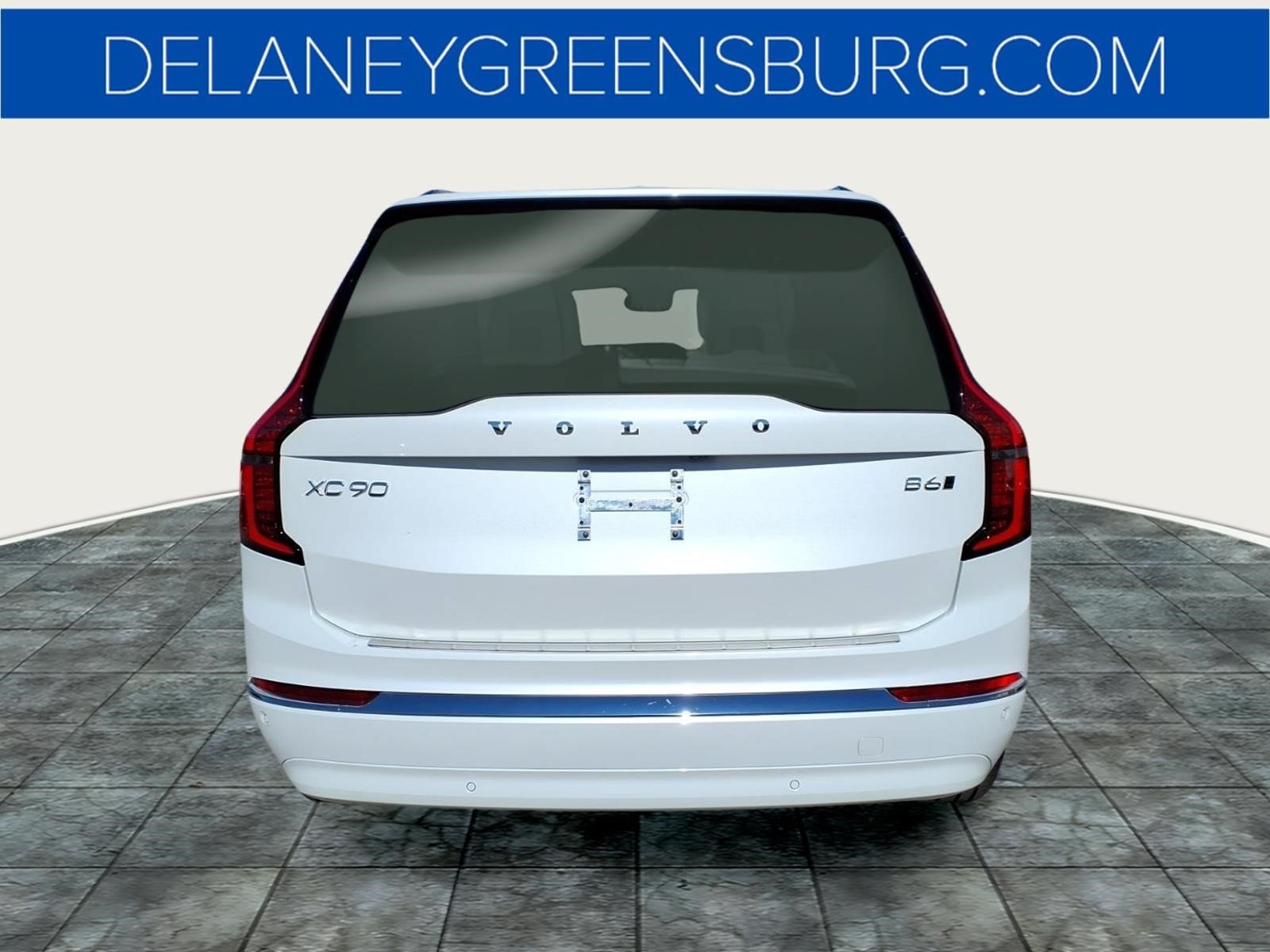 Used 2026 Volvo XC90 B6 Plus w/ Protection Package Premier AWD/4WD image 4