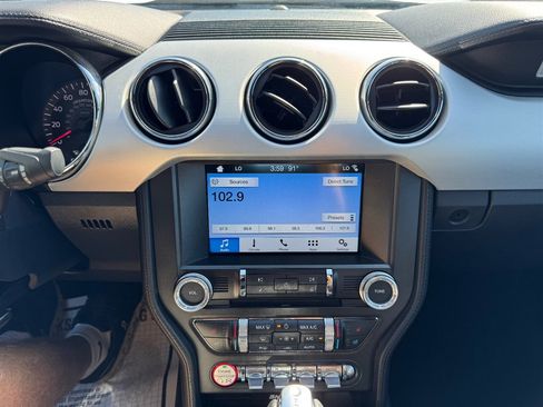 Used 2017 Ford Mustang Premium RWD image 21