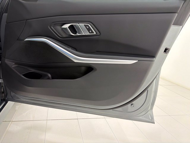 Certified 2023 BMW 330i xDrive Sedan w/ Driving Assistance Package AWD/4WD image 18